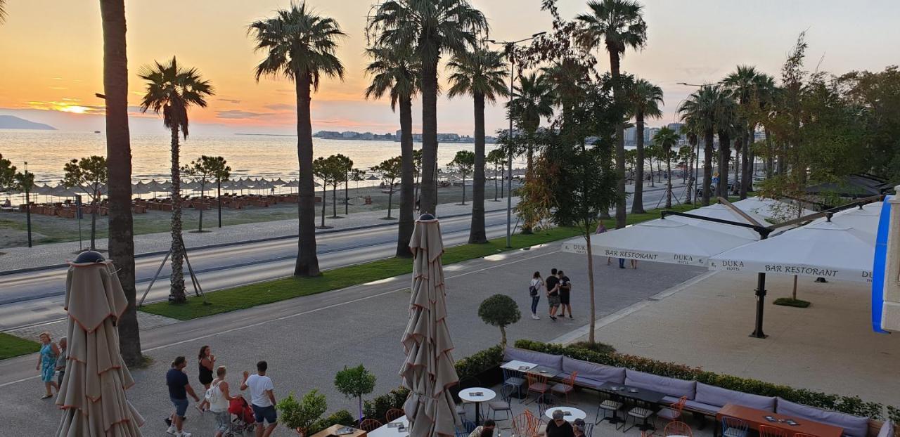 Lungomare Luxury Sea View Apartaments Vlorë Esterno foto