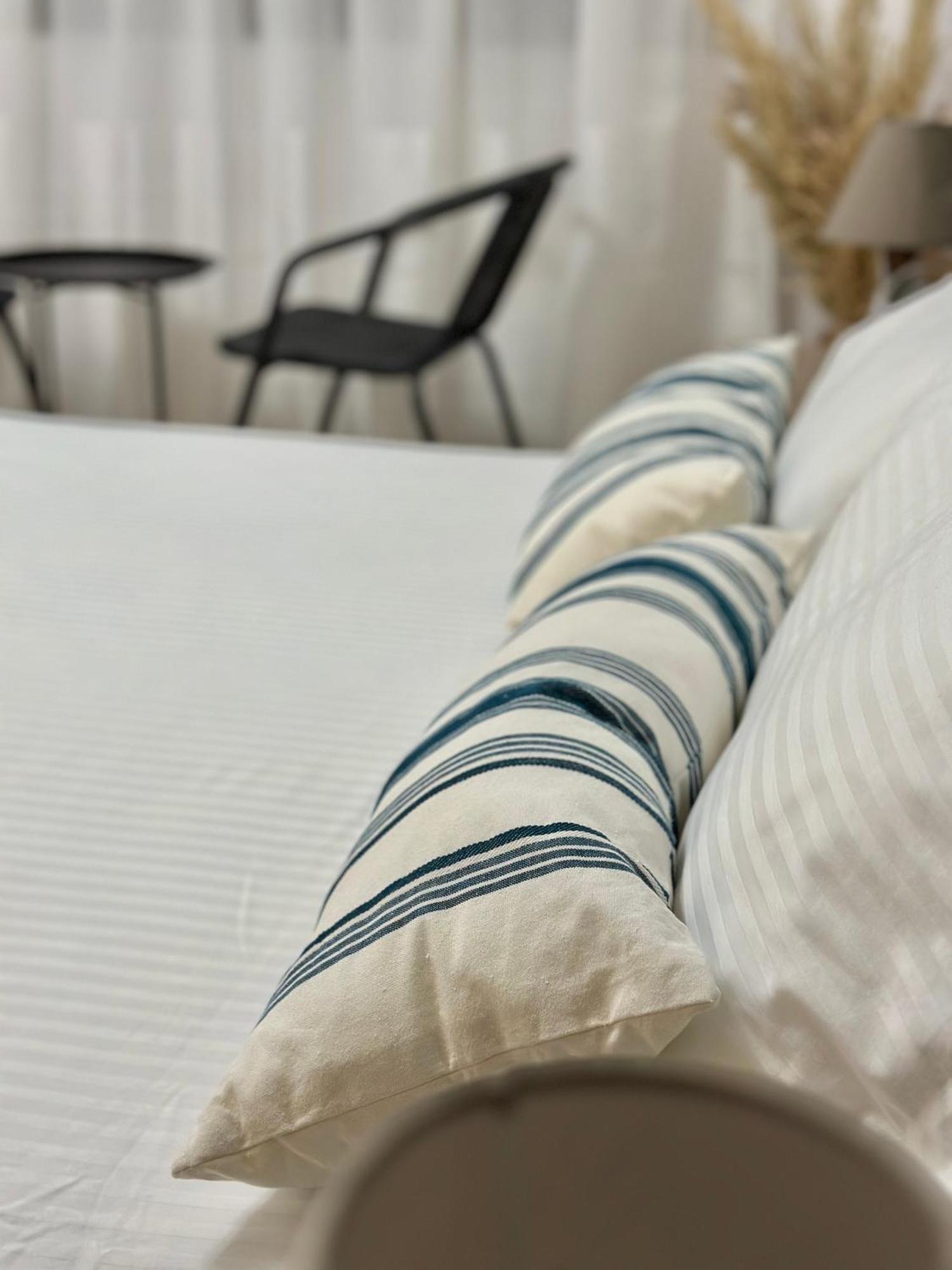 Lungomare Luxury Sea View Apartaments Vlorë Esterno foto