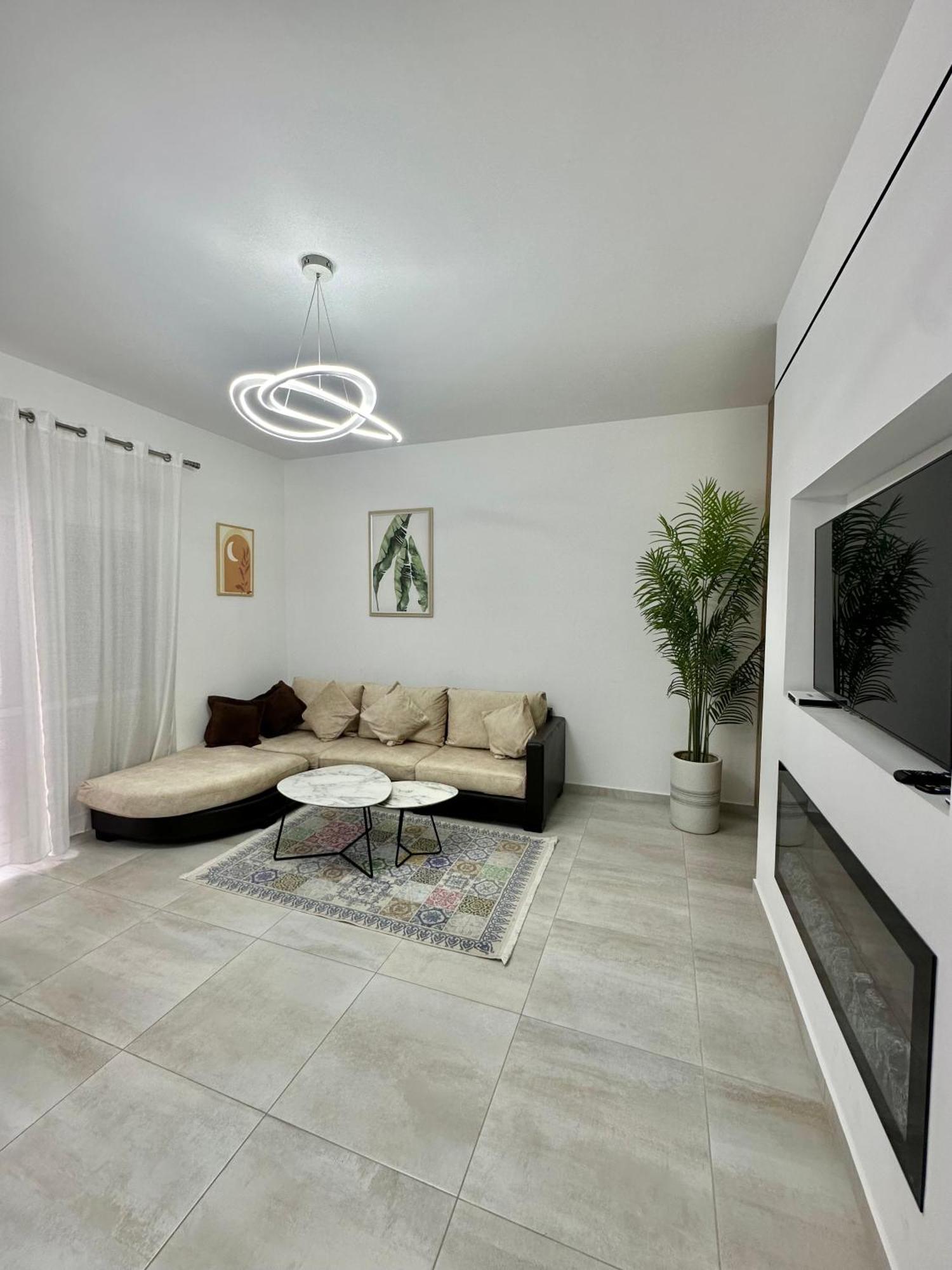 Lungomare Luxury Sea View Apartaments Vlorë Esterno foto